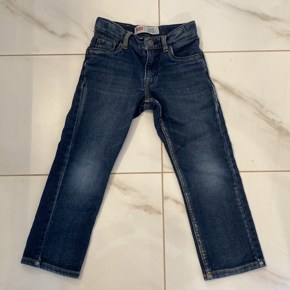 Boys Levi jeans - Picture 3 of 6